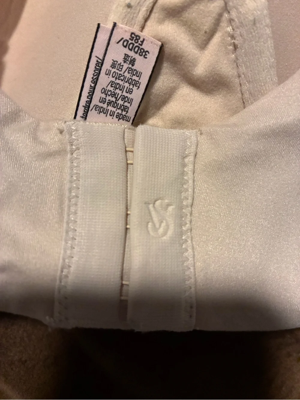 Victoria's Secret, body by Victoria, perfect shape, size 38DDD